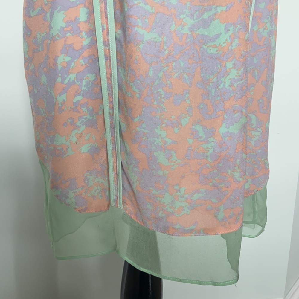 Line and Dot Pastel Monet Silk Dress. - Picture 12 of 13
